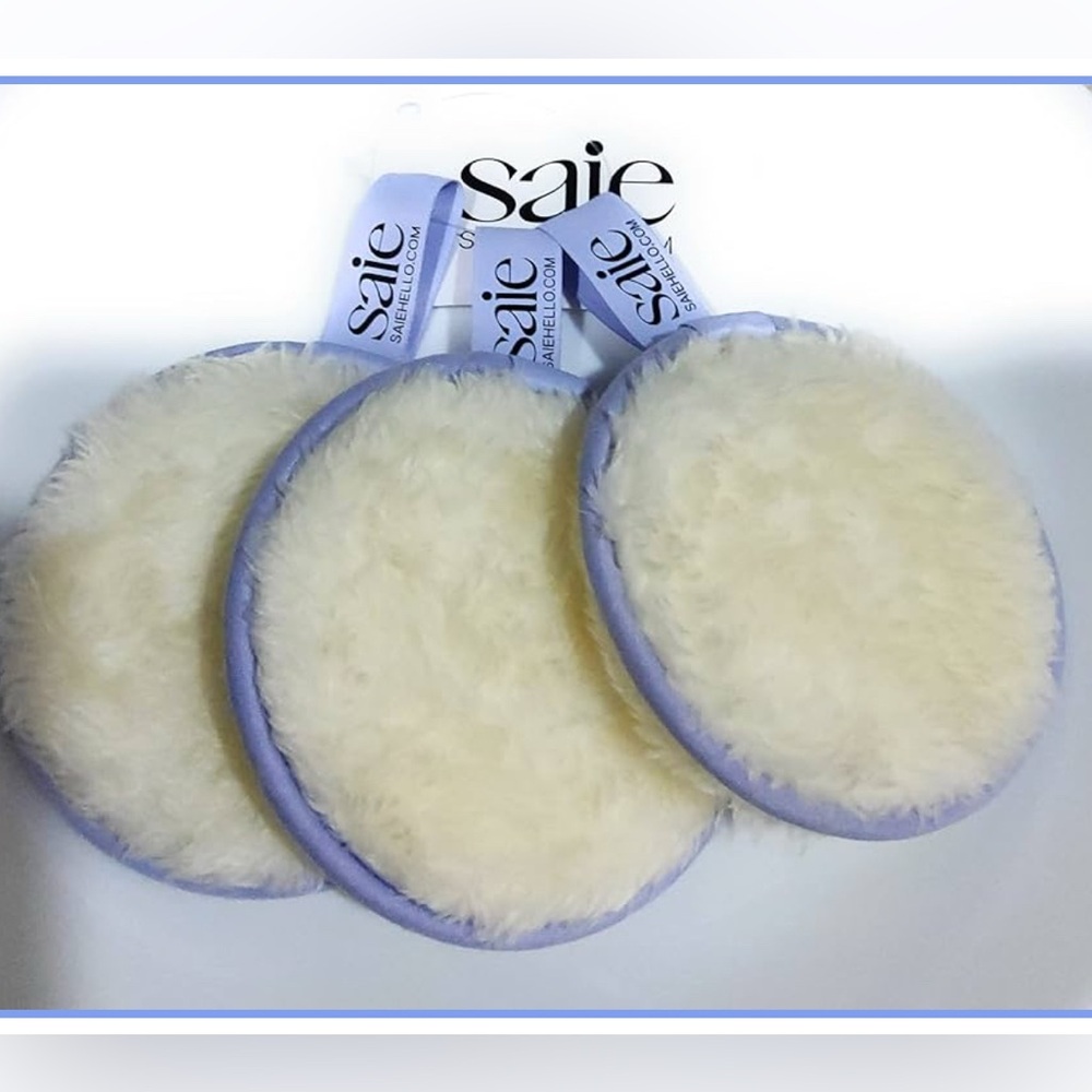 Saie Cream and Lavender Cleansing Pads